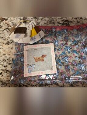 Weenie Dog Canvas With Roller Rabbit Accessories